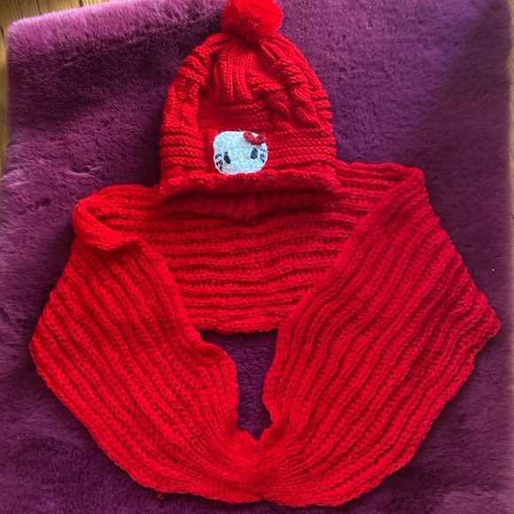 Crochet .Hello kitty scarf and hat set.
Child 3-5 year - Picture 8 of 10